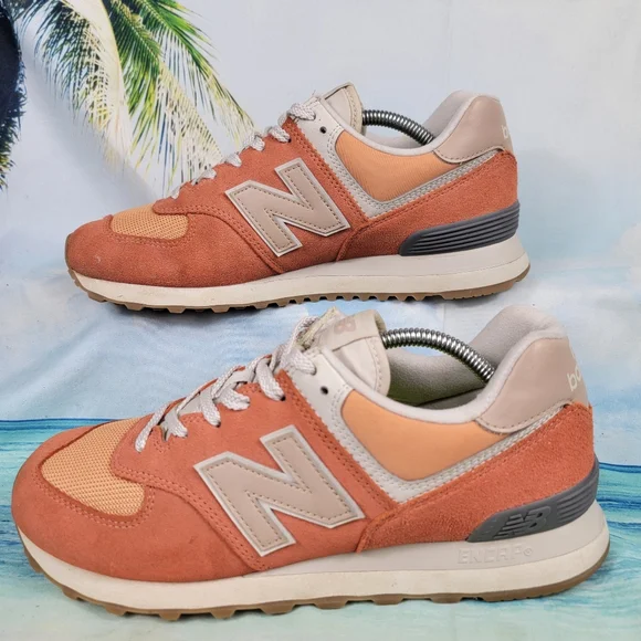 New Balance Women's Sneakers in Coral, Peach, and Beige - Picture 5 of 9